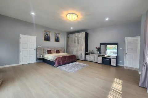 Вилла в Паттайе, Таиланд с 4 комнатами  № 159914 - фото 26