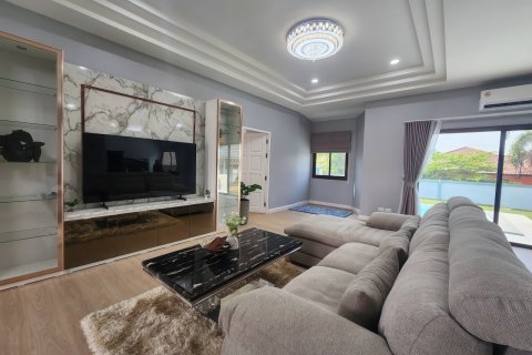 Вилла в Паттайе, Таиланд с 4 комнатами  № 159914 - фото 6