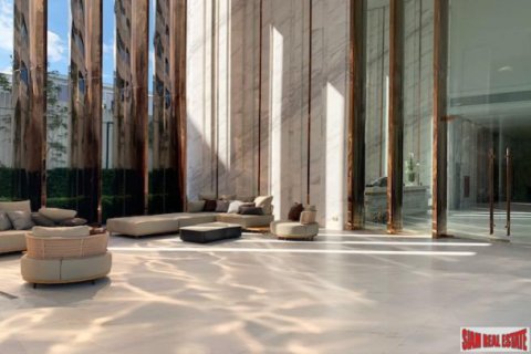 Apartment in Bangkok, Thailand 2 bedrooms № 159920 - photo 2