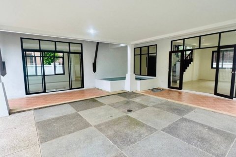 Дом в Чалонге, Таиланд с 3 спальнями  № 120208 - фото 9