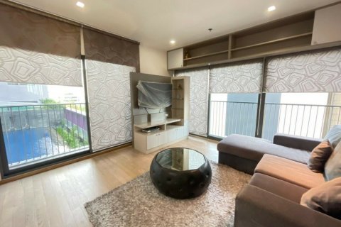 Студия в кондо в Клонг Тоэй, Бангкок, Таиланд № 137284 - фото 3