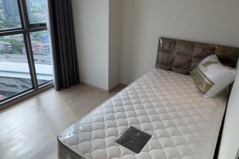 Condo in Bangkok, Thailand, 2 bedrooms № 137280 - photo 4