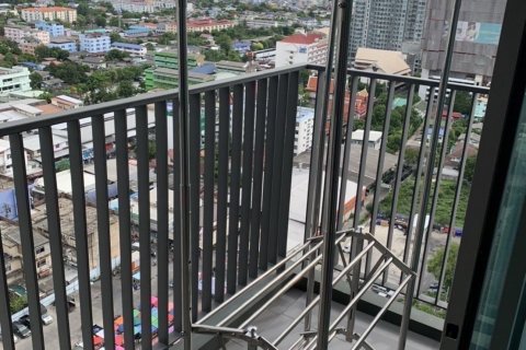 Condo in Bangkok, Thailand, 2 bedrooms № 137280 - photo 10