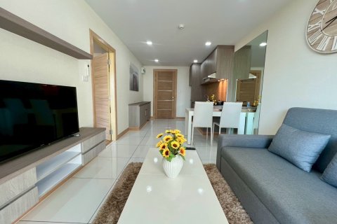 Apartment in Pattaya, Thailand 2 rooms № 173904