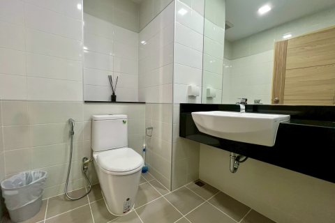 Appartement à Pattaya, Thaïlande 2 chambres № 173904 - photo 13