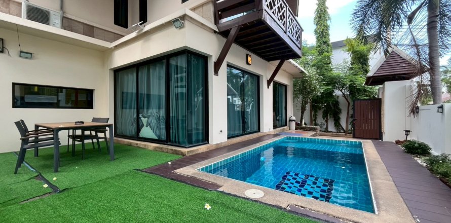 Villa in Pattaya, Thailand 3 Schlafzimmer № 173907