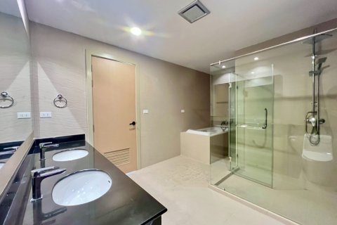 Appartement à Pattaya, Thaïlande 5 chambres № 173906 - photo 17