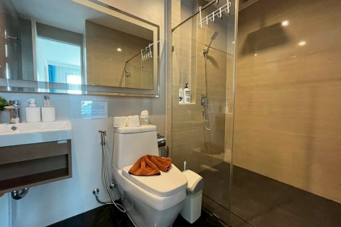 Appartement à Pattaya, Thaïlande 2 chambres № 173905 - photo 16