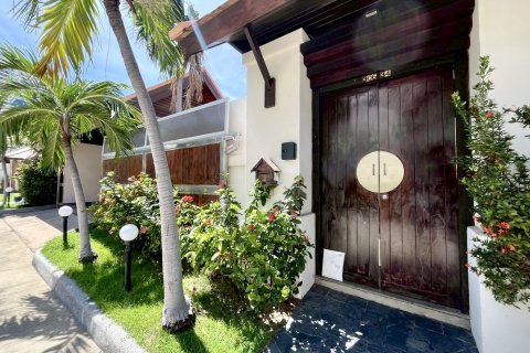 Villa à Pattaya, Thaïlande 4 chambres № 173908 - photo 4