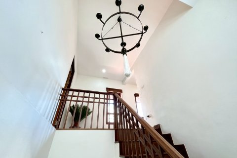 Villa à Pattaya, Thaïlande 4 chambres № 173908 - photo 22