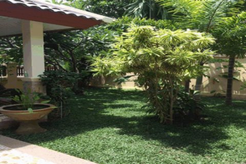 House in Pattaya, Thailand 3 bedrooms № 193152 - photo 3