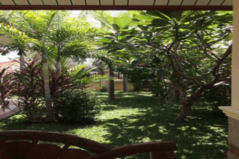 House in Pattaya, Thailand 3 bedrooms № 193152 - photo 4