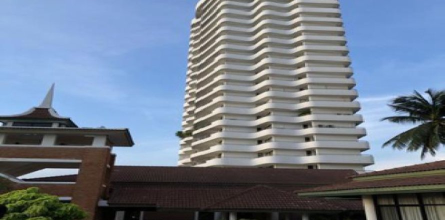 Apartment in Pattaya, Thailand 3 bedrooms № 193147