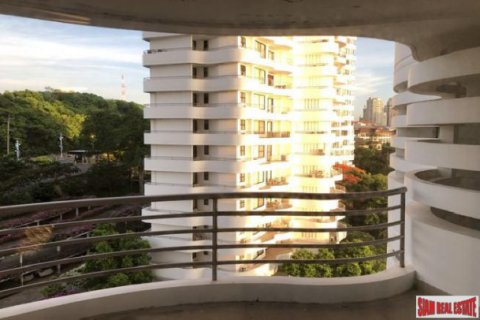 Apartment in Pattaya, Thailand 3 bedrooms № 193147 - photo 4