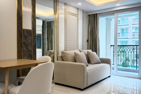 Apartamento de 2 habitaciones en Pattaya, Tailandia № 234123 - foto 2