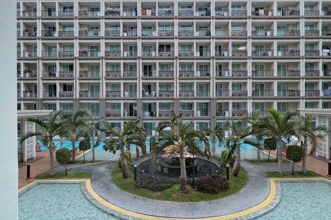 Apartamento de 2 habitaciones en Pattaya, Tailandia № 234123 - foto 13