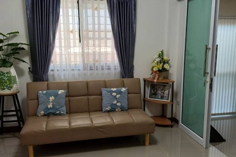 House in Nakhon Ratchasima, Thailand 5 bedrooms № 152787 - photo 13