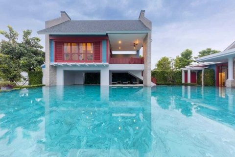 House in Ayutthaya, Thailand 3 bedrooms № 152788 - photo 20