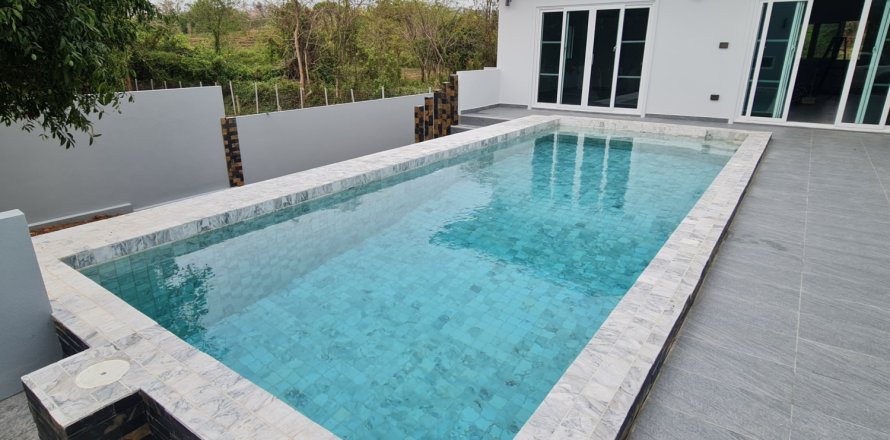 Вилла в Чианграе, Таиланд с 3 спальнями  № 152785