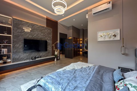 House in Pattaya, Thailand 3 bedrooms № 196158 - photo 26