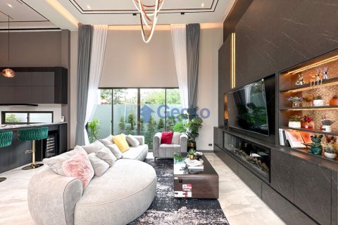 House in Pattaya, Thailand 3 bedrooms № 196158 - photo 6