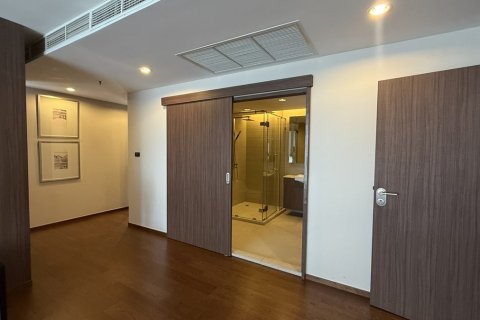 Condo à Sathon, Bangkok, Thaïlande, 3 chambres  № 201259 - photo 11