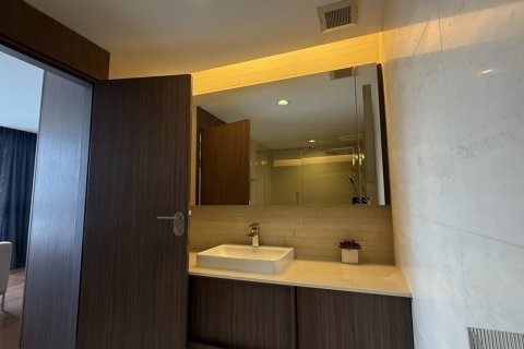 Condo à Sathon, Bangkok, Thaïlande, 3 chambres  № 201259 - photo 12