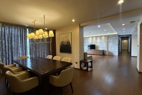 Condo à Sathon, Bangkok, Thaïlande, 3 chambres  № 201259 - photo 2
