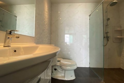 Eigentumswohnung in Pattaya, Thailand, 2 Schlafzimmer  № 222916 - Foto 13