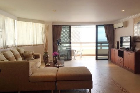 Eigentumswohnung auf Jomtien Beach, Pattaya, Thailand, 3 Schlafzimmer № 222917 - Foto 2