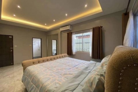House in Pattaya, Thailand 3 bedrooms № 115169 - photo 7