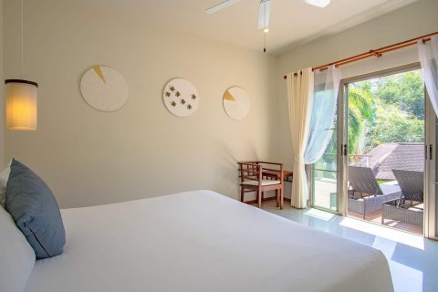 Villa in Phuket, Thailand 3 bedrooms № 167744 - photo 15