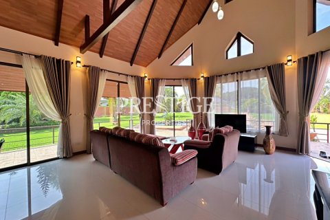 บ้านในพัทยา, ประเทศไทย 6 ห้องนอน № 198313 - รูปถ่าย 6