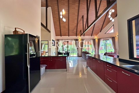 บ้านในพัทยา, ประเทศไทย 6 ห้องนอน № 198313 - รูปถ่าย 9