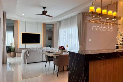 Дом в Паттайе, Таиланд с 3 спальнями  № 153803 - фото 8