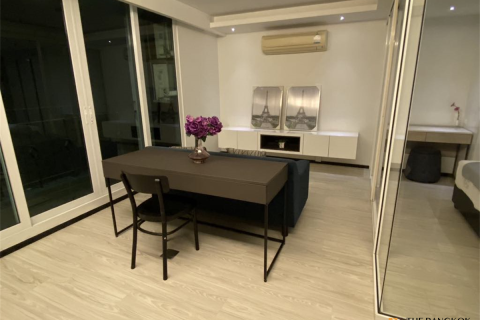 Condo in Bangkok, Thailand, 1 bedroom № 208602 - photo 5