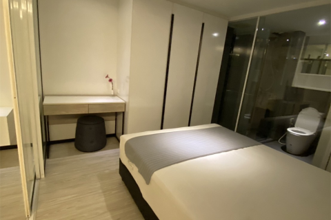 Condo in Bangkok, Thailand, 1 bedroom № 208602 - photo 2