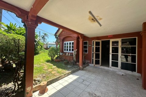 House in Phuket, Thailand 3 bedrooms № 145142 - photo 20