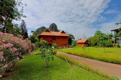 House in Pak Chong, Thailand 3 bedrooms № 161774 - photo 4