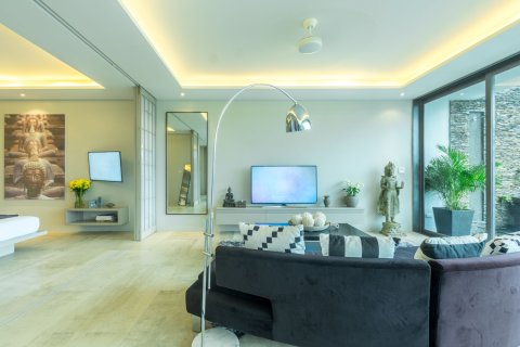 Penthouse in Phuket, Thailand 2 bedrooms № 161773 - photo 27