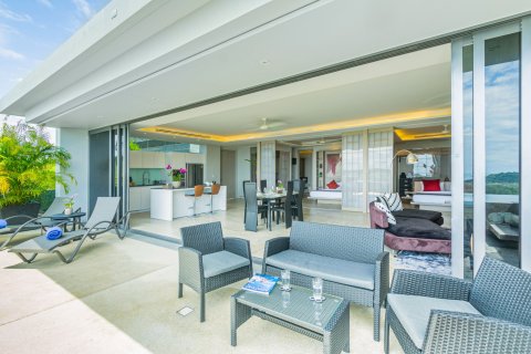Penthouse in Phuket, Thailand 2 bedrooms № 161773 - photo 24