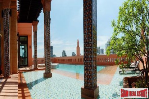 Apartment in Bangkok, Thailand 3 bedrooms № 192833