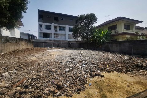 Земельный участок в Чатучаке, Бангкок, Таиланд 384м2 № 139964 - фото 1