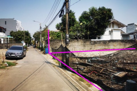 Земельный участок в Чатучаке, Бангкок, Таиланд 384м2 № 139964 - фото 2