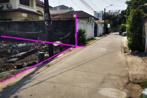 Земельный участок в Чатучаке, Бангкок, Таиланд 384м2 № 139964 - фото 3