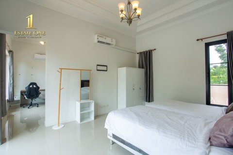 Villa in Hua Hin, Thailand 4 Schlafzimmer № 220510 - Foto 25