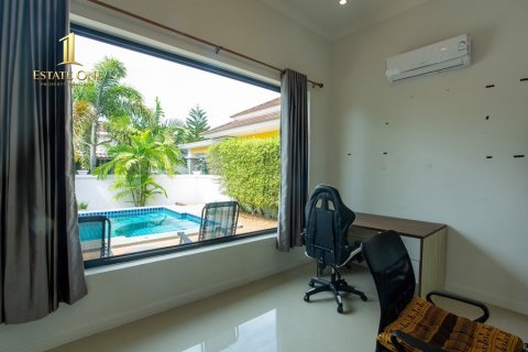 Villa in Hua Hin, Thailand 4 Schlafzimmer № 220510 - Foto 13