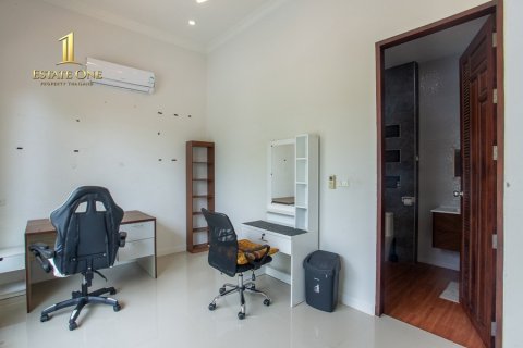 Villa in Hua Hin, Thailand 4 Schlafzimmer № 220510 - Foto 14