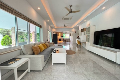 Villa in Hua Hin, Thailand 3 Schlafzimmer № 220511 - Foto 9