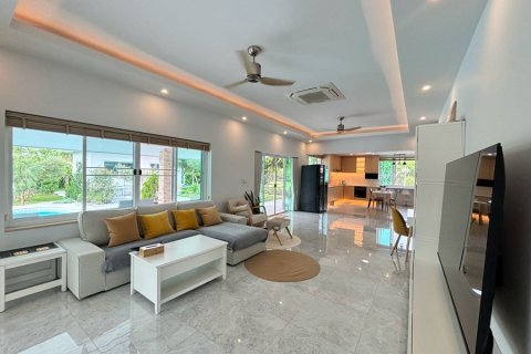 Villa in Hua Hin, Thailand 3 Schlafzimmer № 220511 - Foto 10